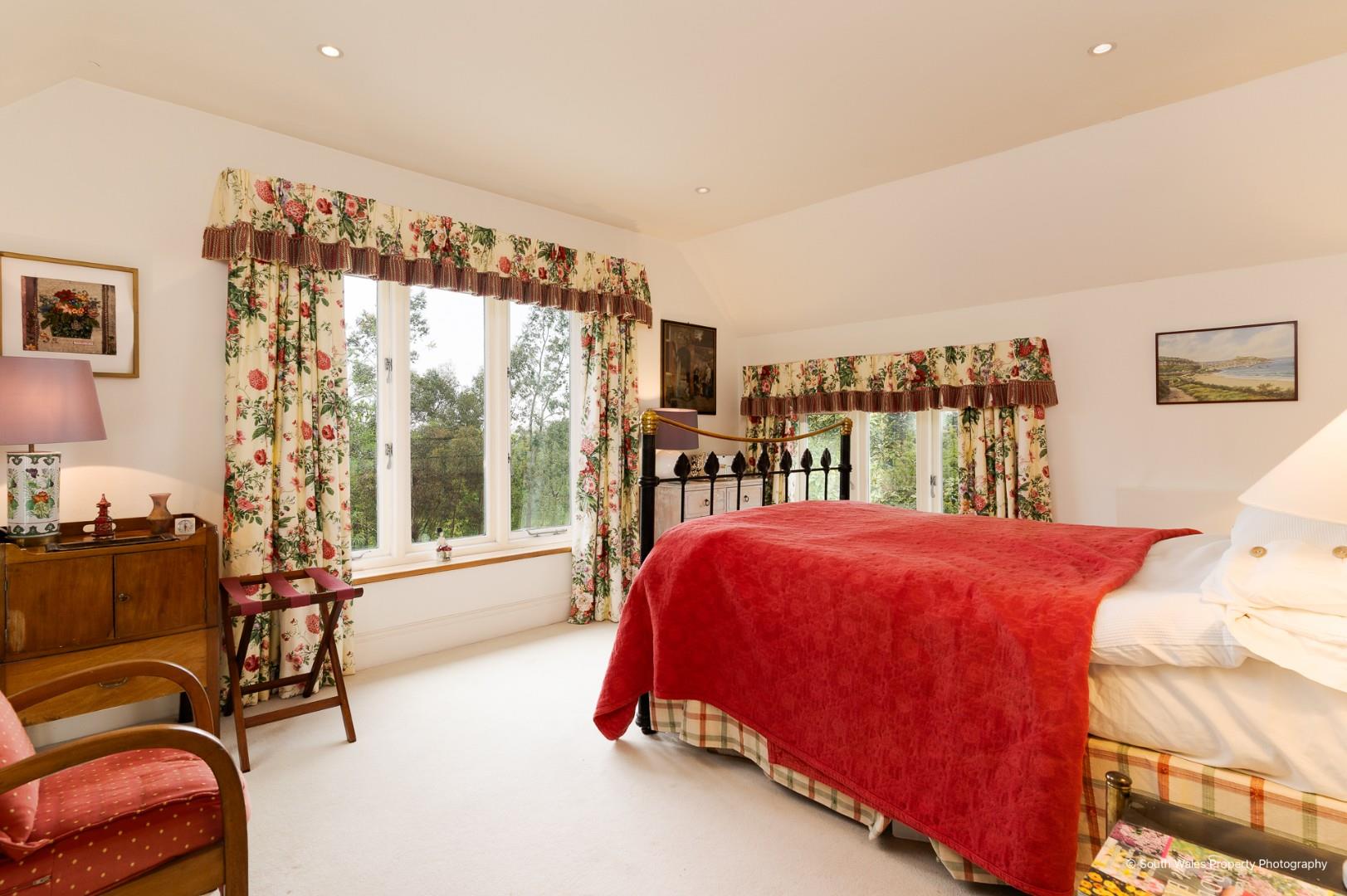 Primrose Hill, Cowbridge, Vale of Glamorgan, CF71 7DU